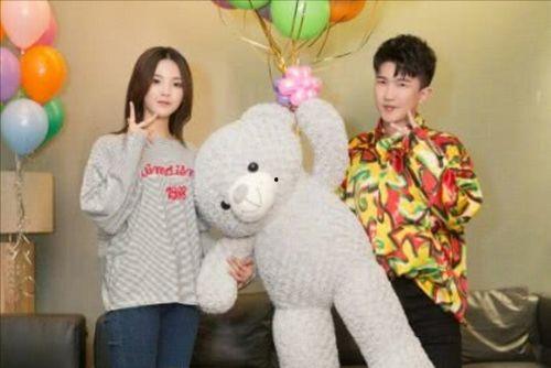 吃瓜娱乐背景图高清,揭秘娱乐圈幕后风云